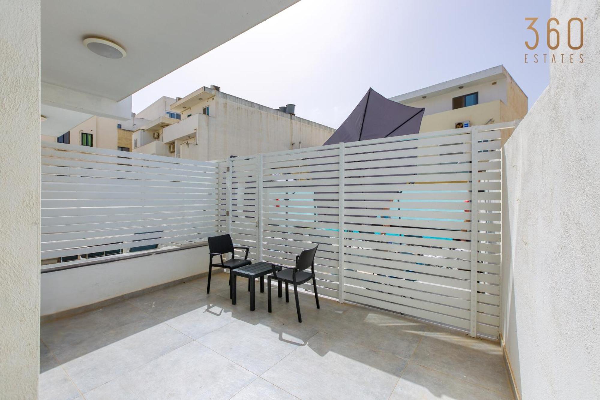 The Swieqi Poolside Suites Is-Swieqi Exterior photo